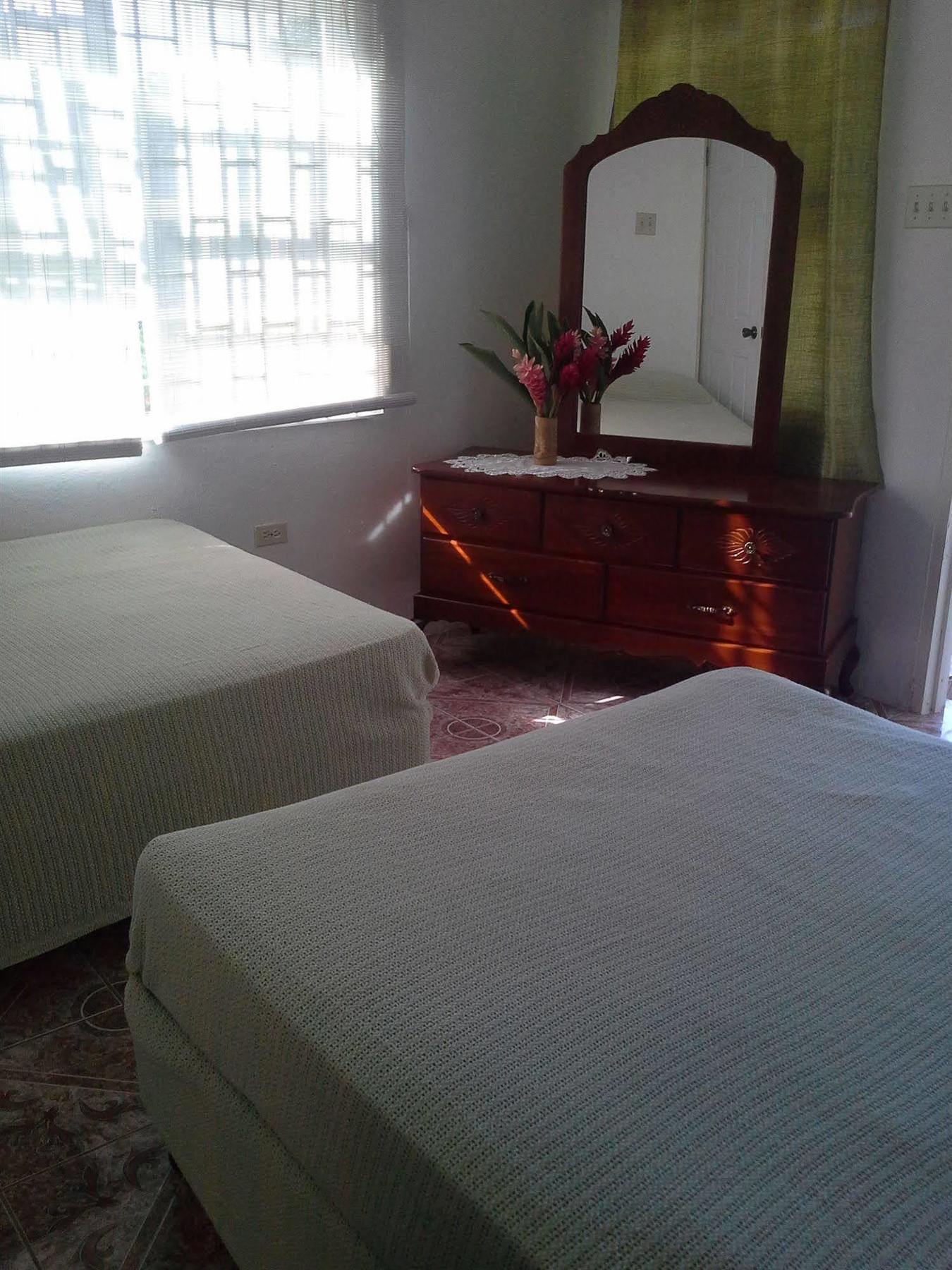 Polish Princess Guest House Port Antonio Luaran gambar